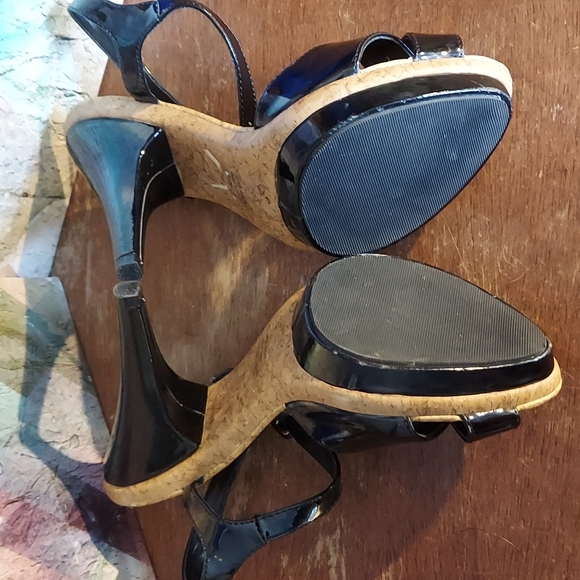 Black and Cork Heels - Picture 2 of 4